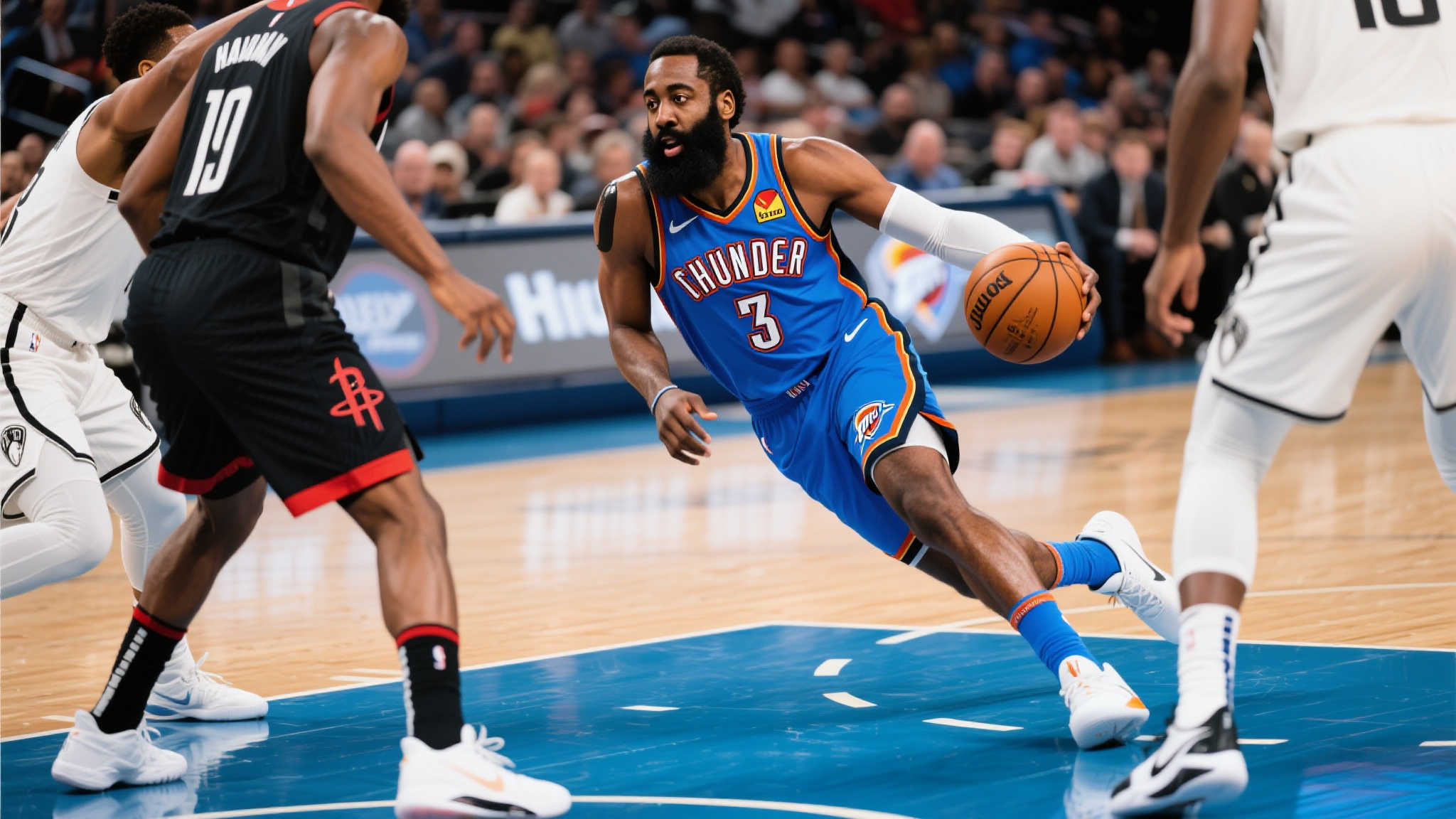 尤其是在面对新版哈登狂飙式输出时，雷霆明显应对不及